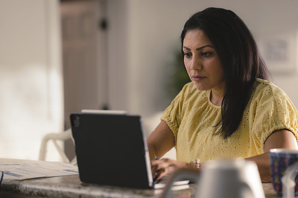 Get assistance with summer energy bills